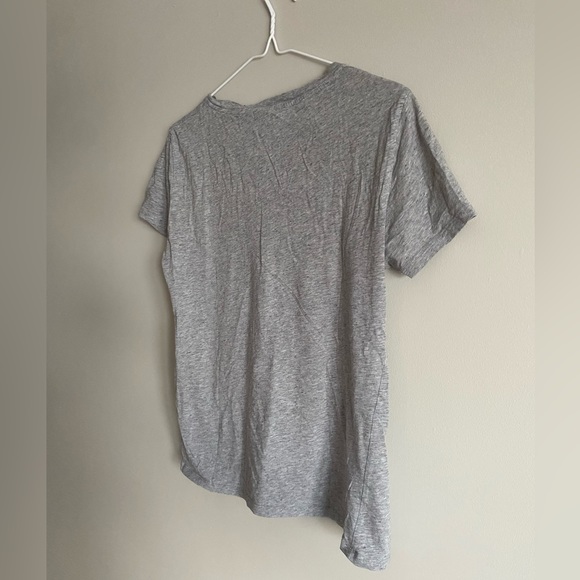 Levis Tee - Picture 6 of 7